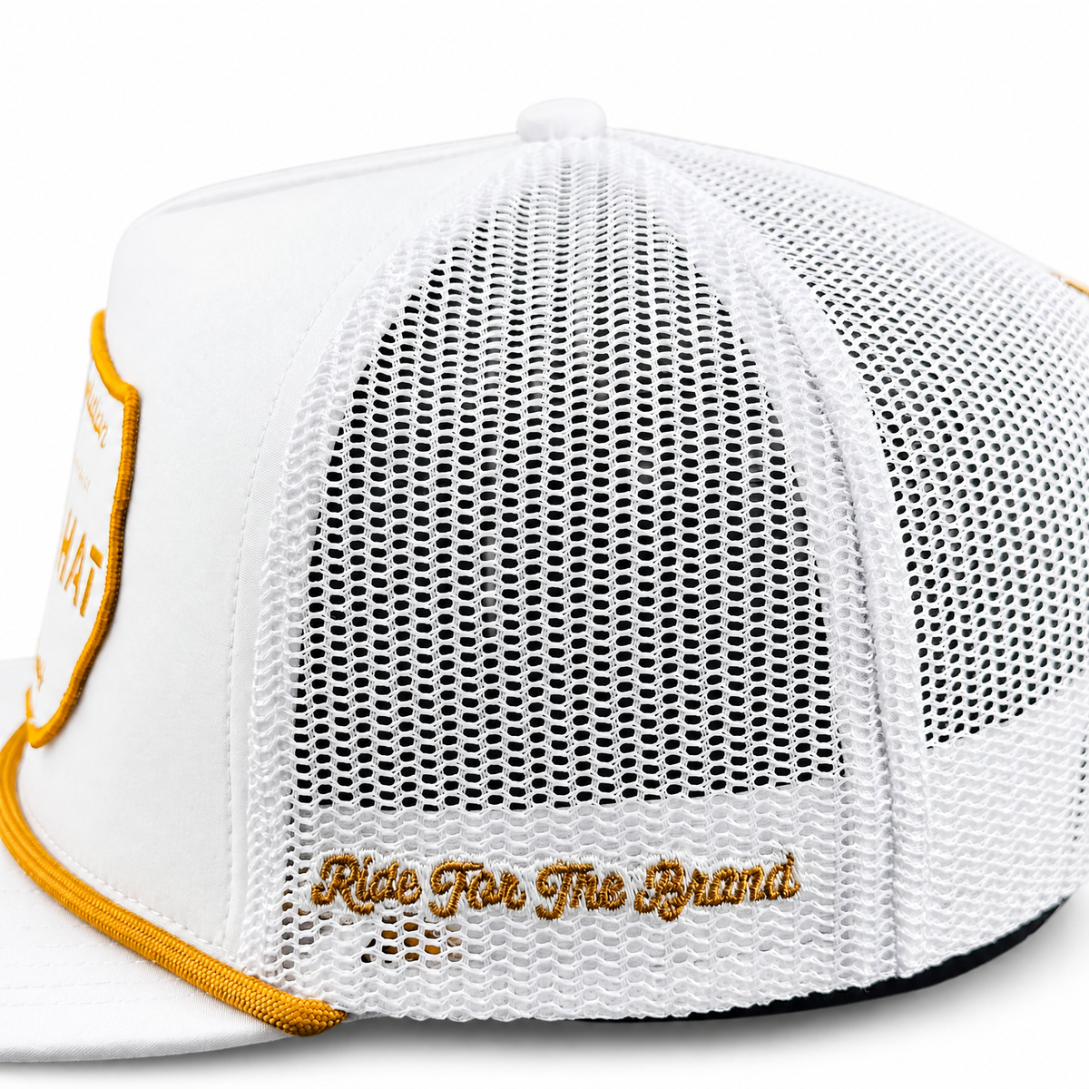 “Cowboy Hat” Patch Rope Trucker Hat - White